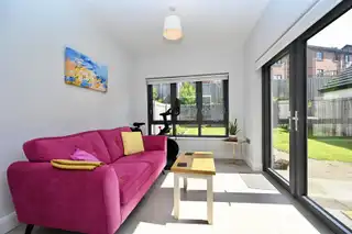 9 Brooke Hall MewsImage 12