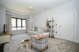 9 Brooke Hall MewsImage 4