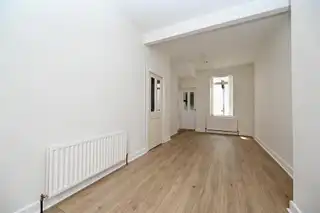 24 Upper Frank StreetImage 3
