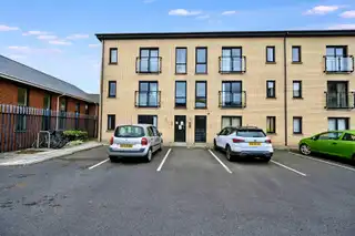 Image 1 for 3 Ballymacarrett Road