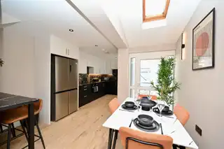 33 Surrey StreetImage 6