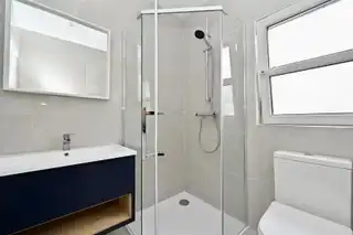 51 Olympia DriveImage 9