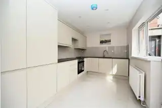 51 Olympia DriveImage 5