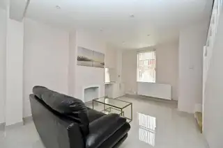 51 Olympia DriveImage 3