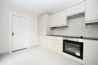 51 Olympia DriveImage 6