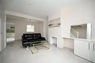 51 Olympia DriveImage 2