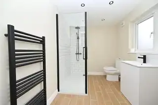 32 Chadwick StreetImage 8