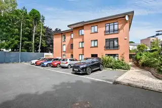 Image 1 for Dundela Crescent