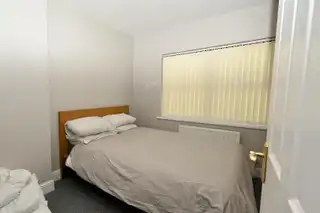 Apt 18C Hillsborough RoadImage 6