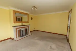 5 Downshire CourtImage 5