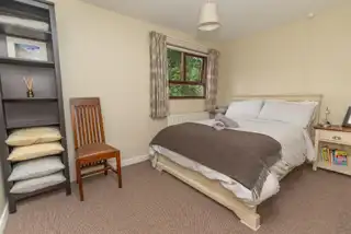 12 Syenite PlaceImage 12