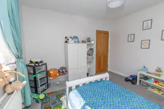 81 Boulevard ParkImage 18