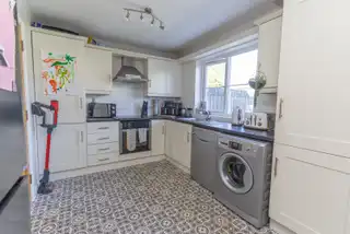 81 Boulevard ParkImage 9