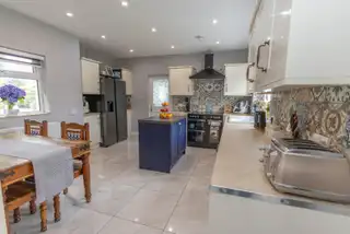 68 Manse RoadImage 12