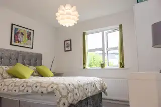 24 Lawnfield GroveImage 16