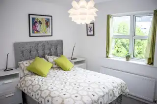 24 Lawnfield GroveImage 17
