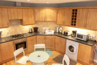 24 Lawnfield GroveImage 11