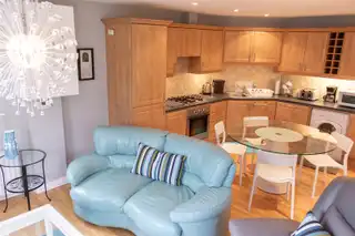 24 Lawnfield GroveImage 10