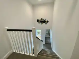 9 Ebrington Terrace Room LetImage 7