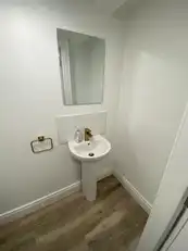 9 Ebrington Terrace Room LetImage 10
