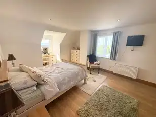 Malin HeadImage 20