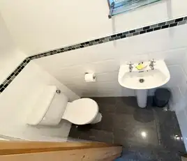 12 Brookview GlenImage 6