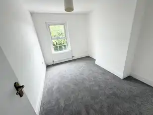 37 Rosemount AvenueImage 5