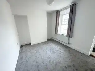37 Rosemount AvenueImage 9
