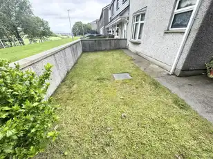 1 Meadow View CrescentImage 2