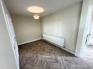 17 Rathmore CrescentImage 8