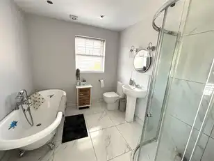 4 Riverside CottagesImage 5