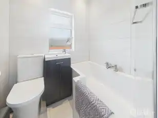 19 Sunnyside DriveImage 12