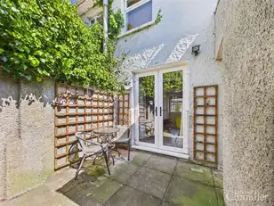 7 Ravenhill AvenueImage 15