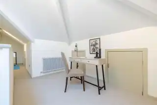 8 Ravensdene CrescentImage 26