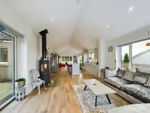 82A Manse RoadImage 7