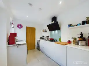 82A Manse RoadImage 10