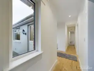 6 Hollygate AvenueImage 4