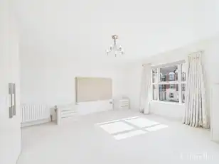 Apt 3 Clanbrassil CourtImage 18