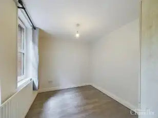 Flat 2 90 University AvenueImage 8