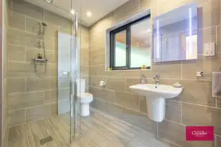41 Lisleen Road SouthImage 18