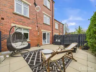 Apt 2 16 Annadale AvenueImage 14