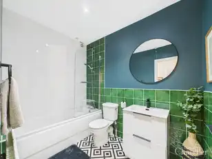 Apt 2 16 Annadale AvenueImage 12
