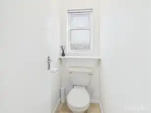 16 Glendale Avenue SouthImage 14