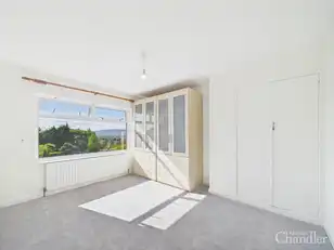 16 Glendale Avenue SouthImage 11
