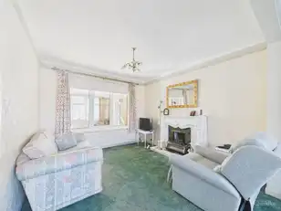 17 Glenholm ParkImage 3