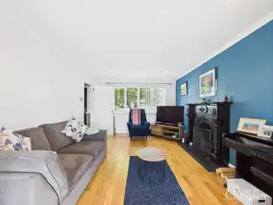 3 Baronscourt MewsImage 4