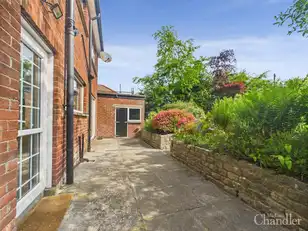 242 Saintfield RoadImage 25