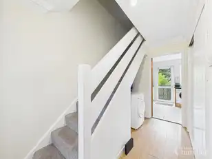 16 Meadowvale AvenueImage 2