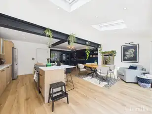 7 Cherryvalley GardensImage 3