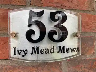 53 Ivy Mead MewsImage 3